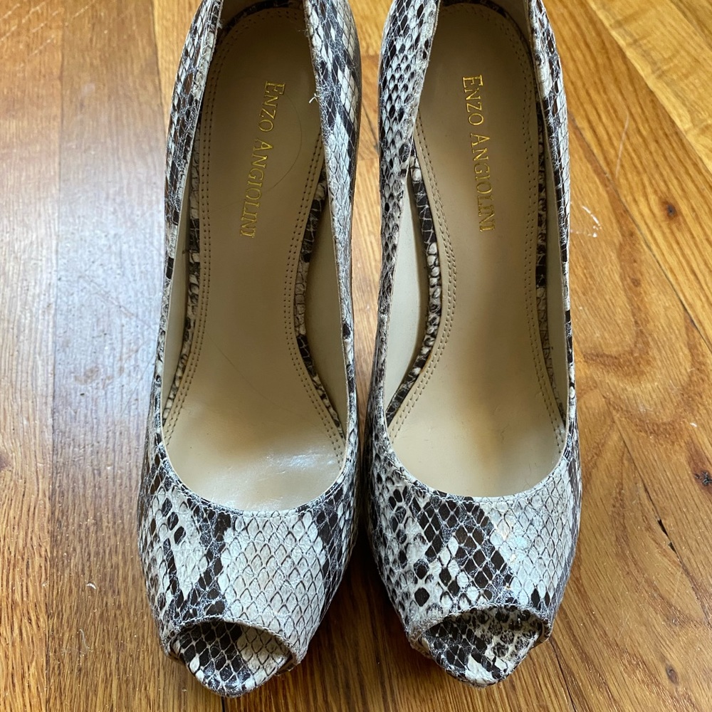 Like New Enzo Angiolini Snakeskin Heels